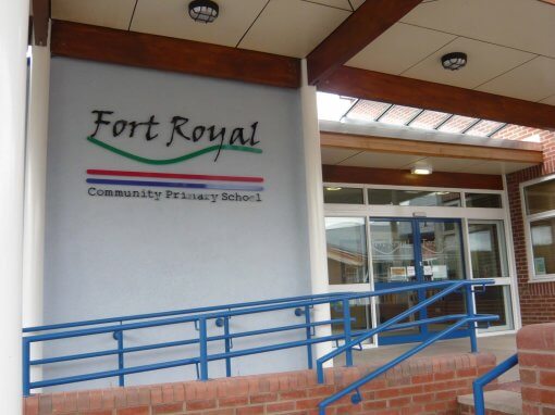 Port Baku Residence — Fotosel Şüşə Qapı